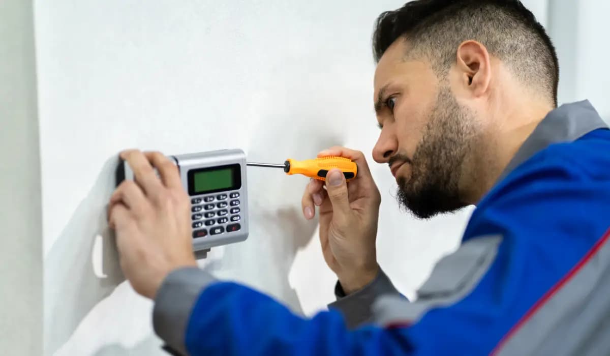 دورة أنظمة العمل الآمن وتصاريح العمل