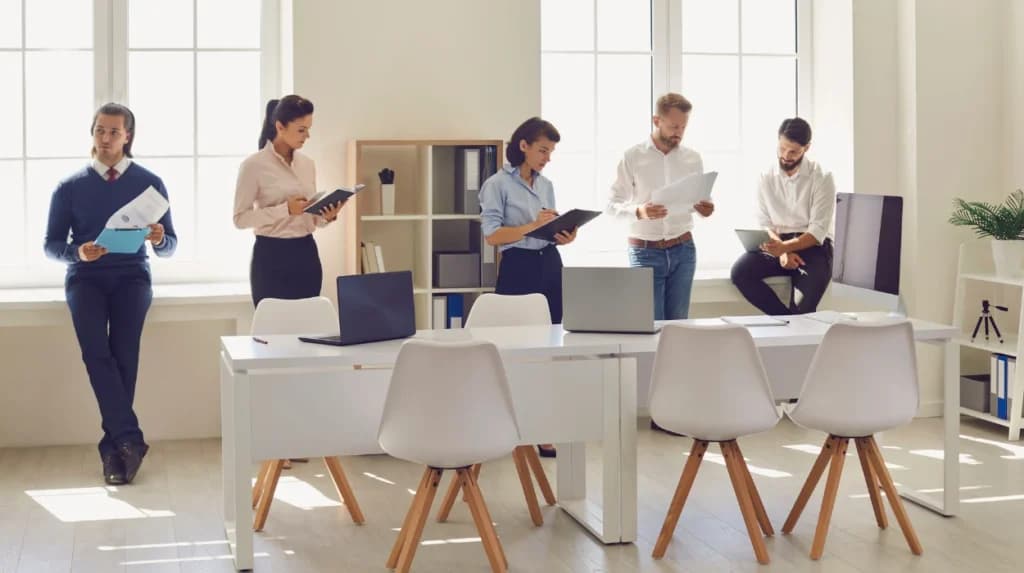 كيف يُعزّز التدقيق المالي الدقة والشفافية في إدارة البيانات؟