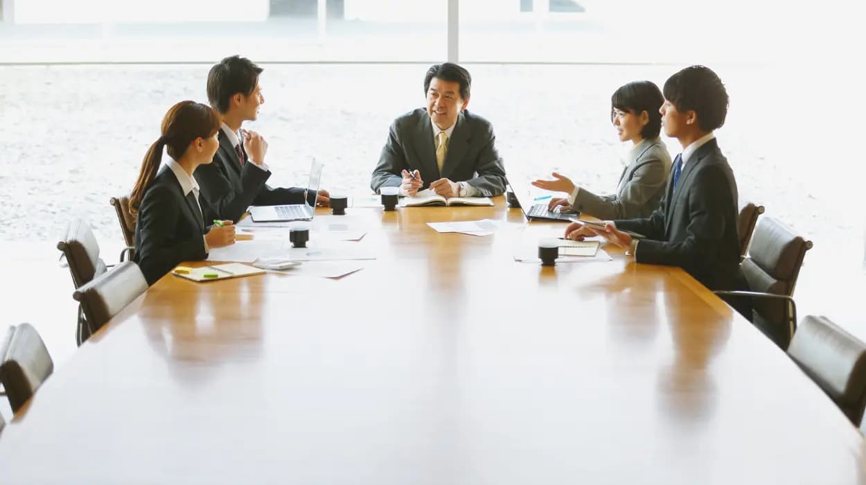 دورات التفاوض والإقناع في دبي: تطوير مهاراتك لتحقيق النجاح الشخصي والمهني