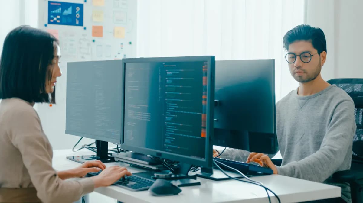 دورات التطوير المهني لمهندسي دبي