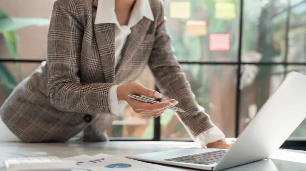 ما هي أكبر منصّات إدارة البيانات السحابية؟ دليل (2025)