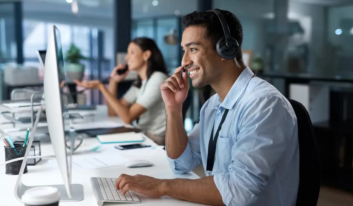 دورة تدريبية في المبيعات عبر خدمة العملاء في الخطوط الأمامية